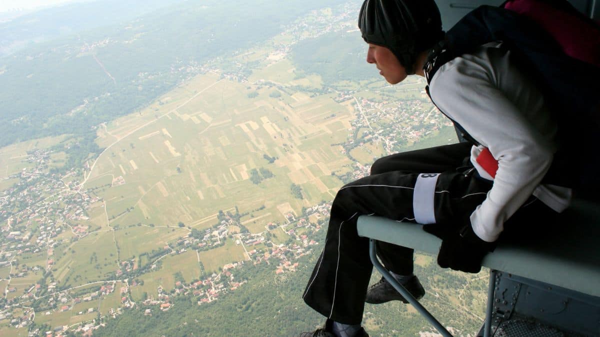 Sprung aus dem Flugzeug